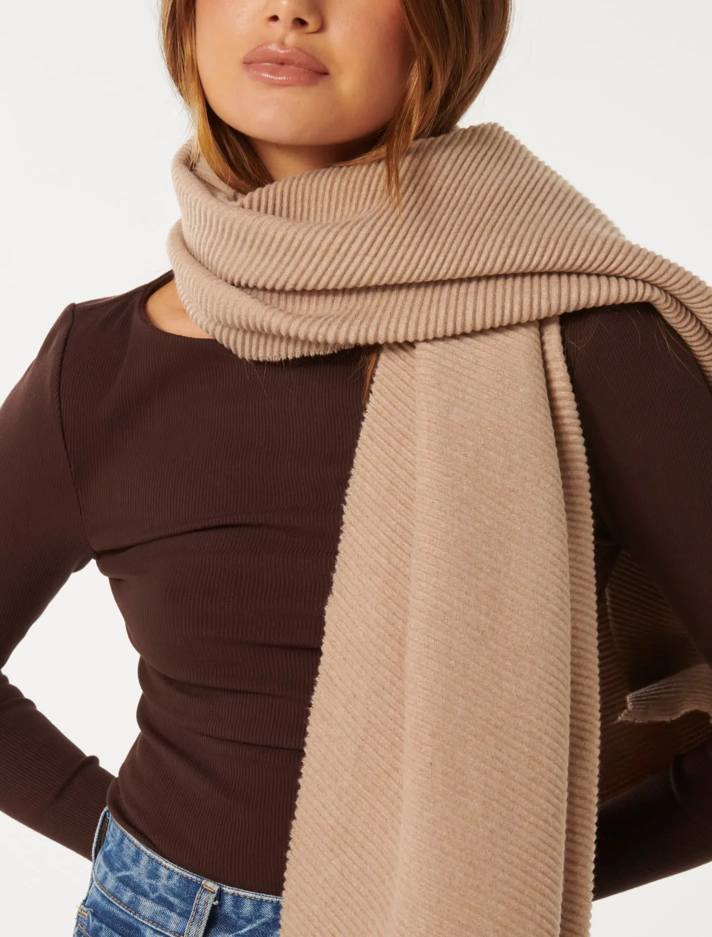 Alina Pleated Scarf