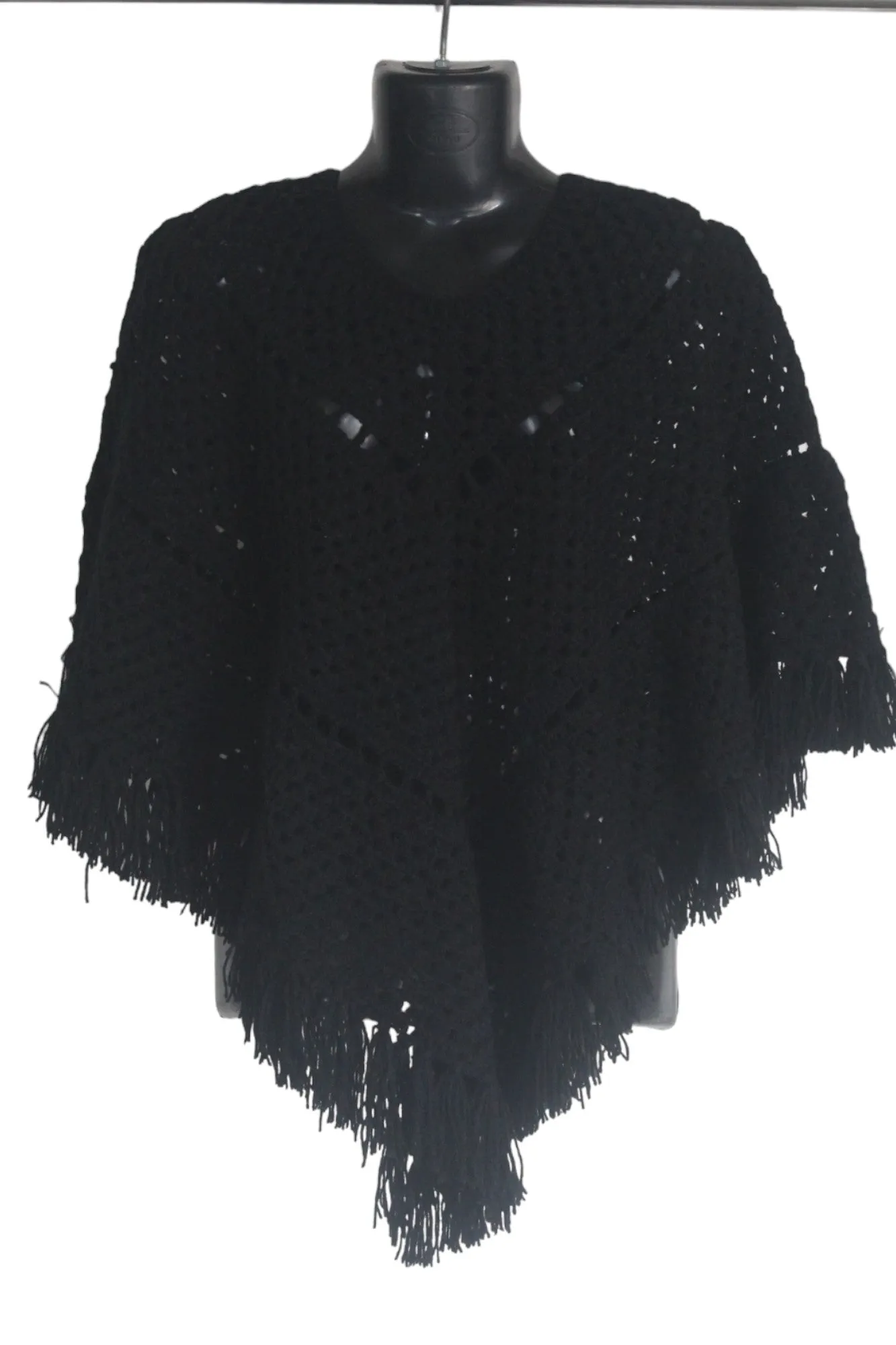 Black Free Size Handmade Graminarts Woolen Poncho For Girls/Women