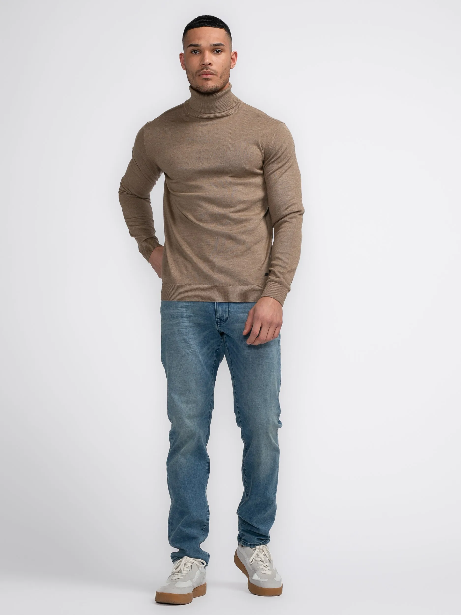 Fine-knit Turtleneck Eagle