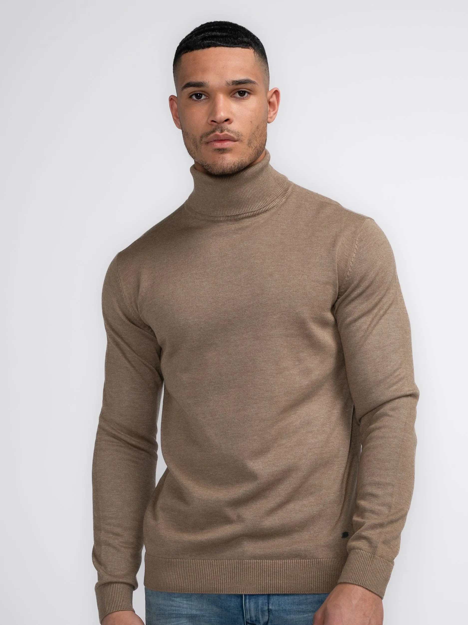 Fine-knit Turtleneck Eagle