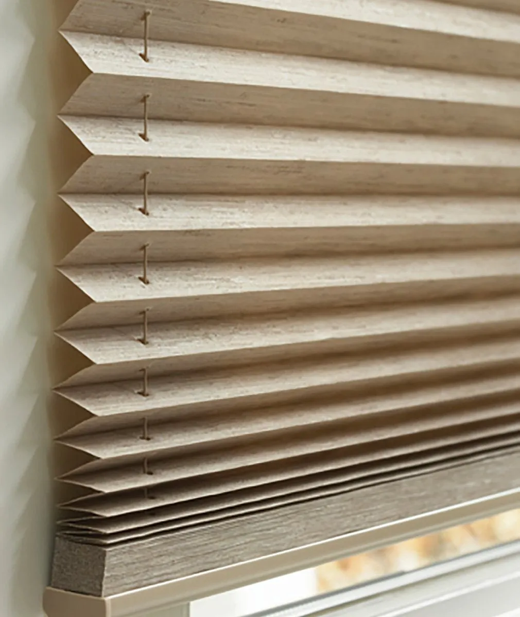 Hunter Douglas Pleated