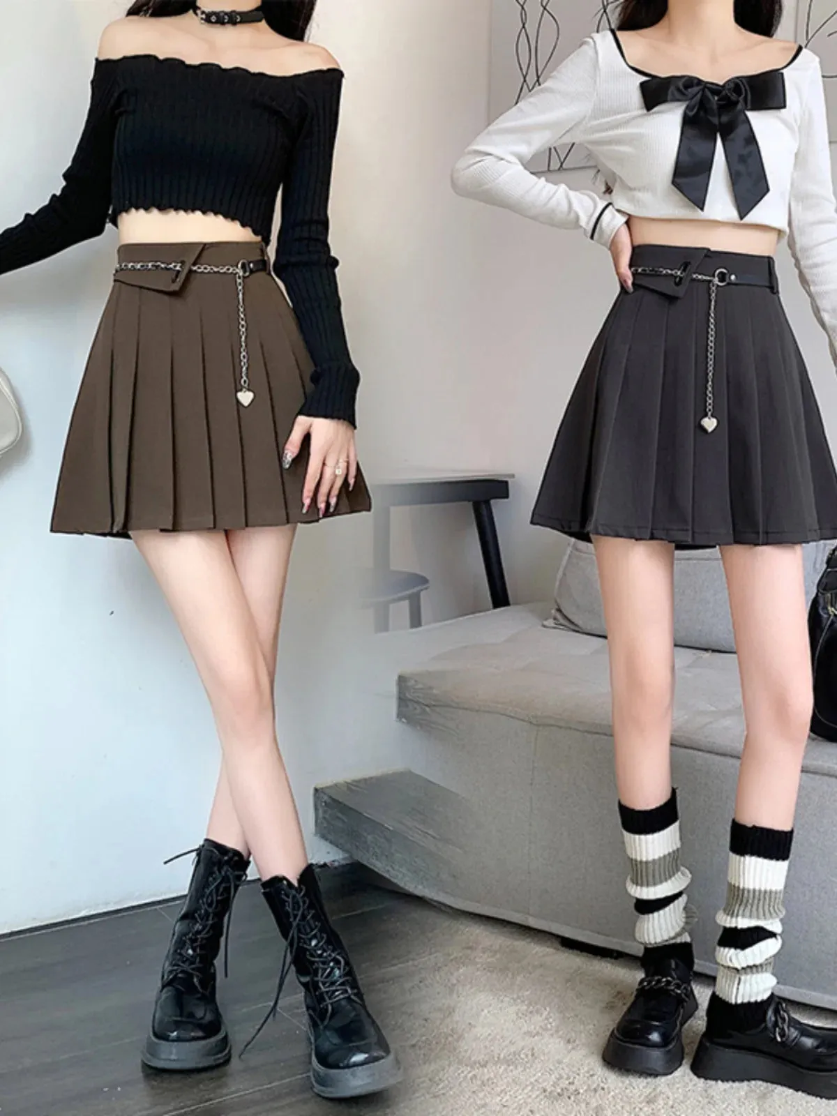 MQTIME  -  Black pleated skirt for women's Spring and Autumn 2024 new design with a chain A-line skirt, high waisted short skirt