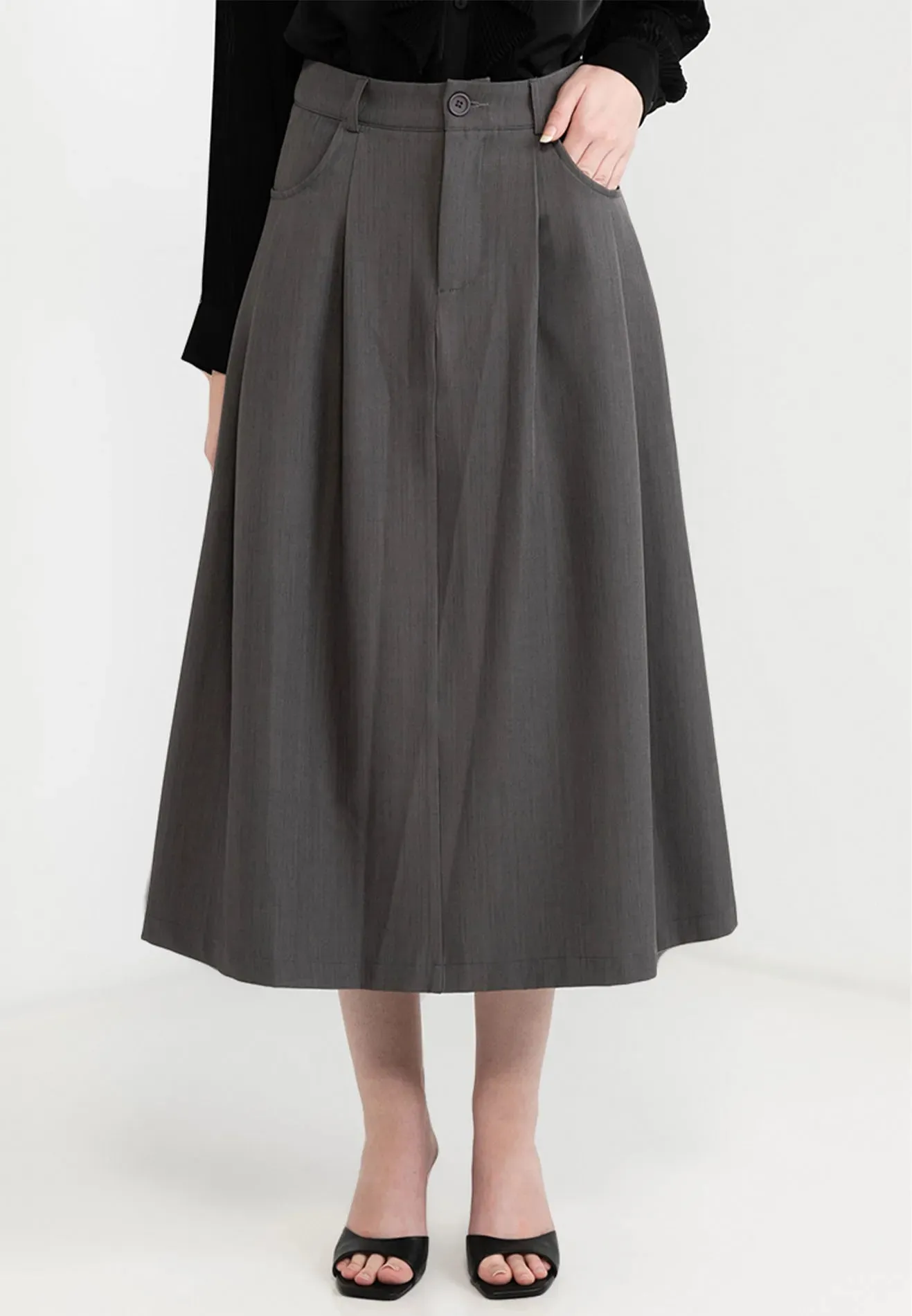 Pleated Maxi Pocket Skirt