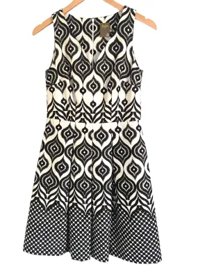 Winter Black and White Sleeveless Pleated Skater Dress