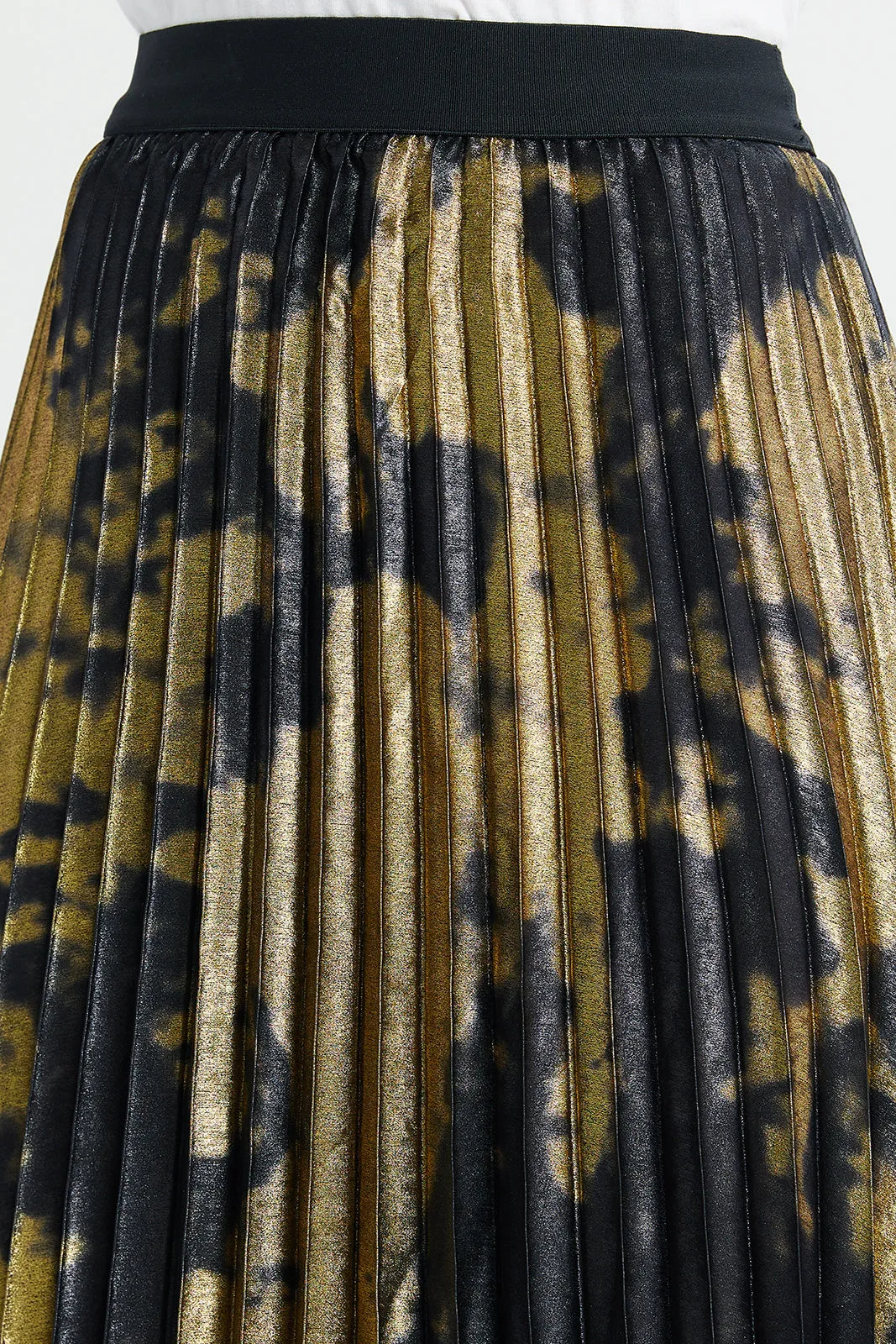 Women Black And Gold Pleated Skirt